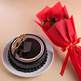 Red Roses Bouquet With Truffle Cake