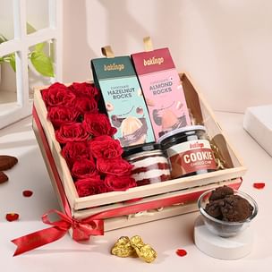 Red Roses N Sweet Treats New Year Gift Hamper 