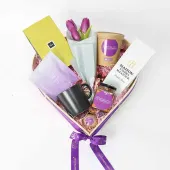 Self Pamper N Treats Hamper
