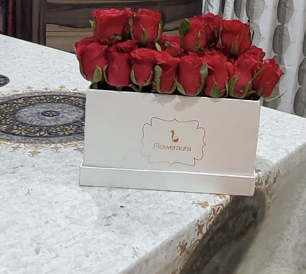 https://imgcdn.floweraura.com/review_cust/42ADE93A-693A-4060-8AA7-FD9E033C7BC9.jpeg