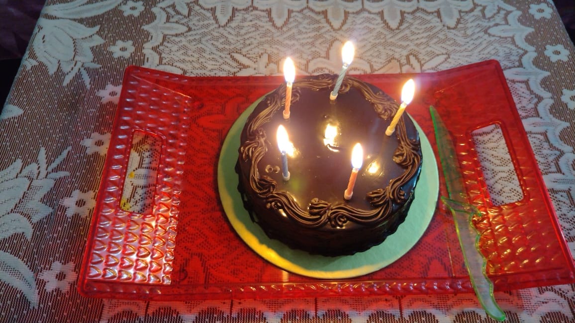 https://imgcdn.floweraura.com/review_cust/IMG-20210413-WA0126.jpg