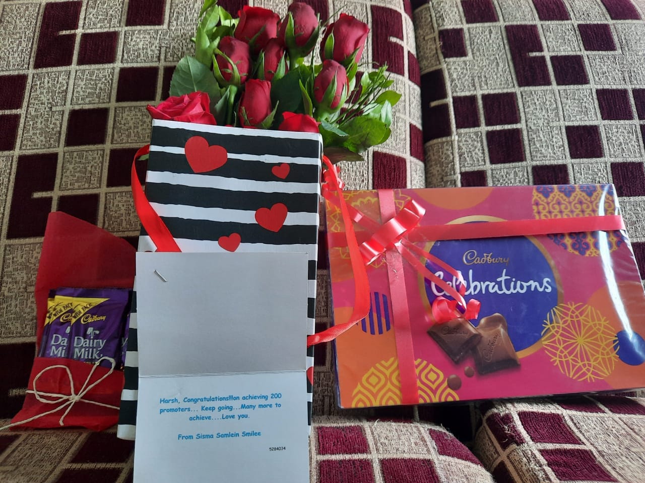 https://imgcdn.floweraura.com/review_cust/IMG-20210430-WA0033.jpg