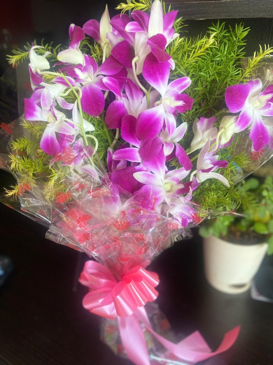 https://imgcdn.floweraura.com/review_cust/IMG-20210611-WA0027_0.jpg