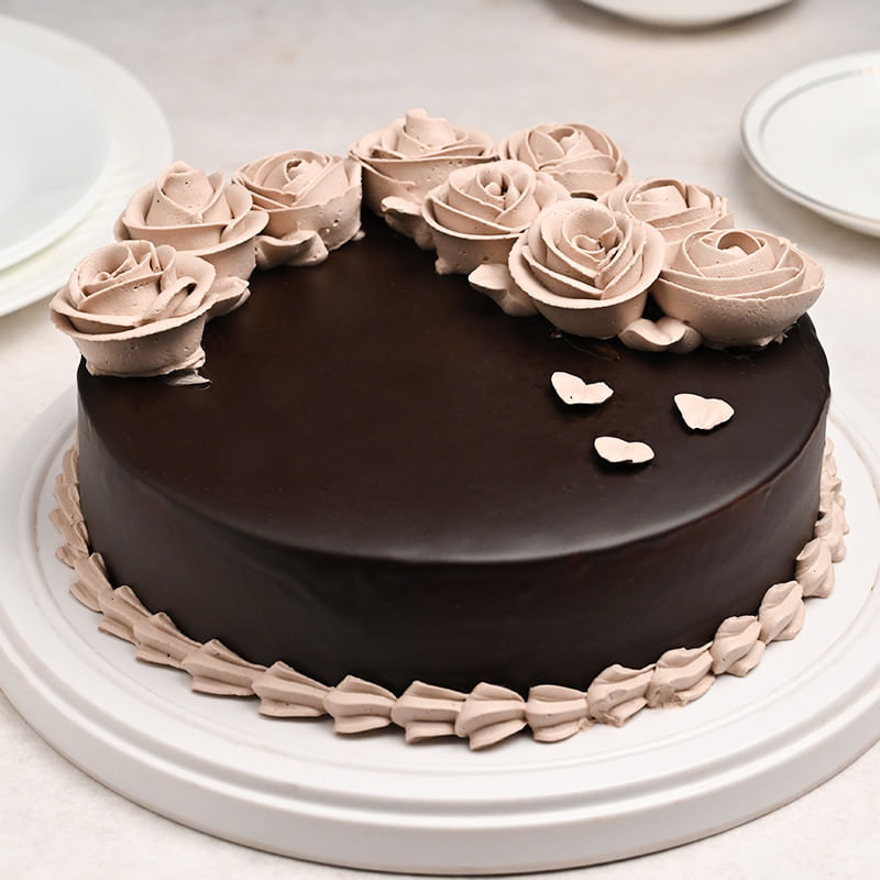 Rich Creamy Chocolate Cake