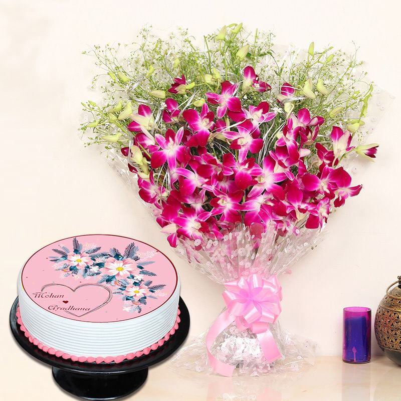 Romantic Birthday Surprise Combo Of Fowers And Cake