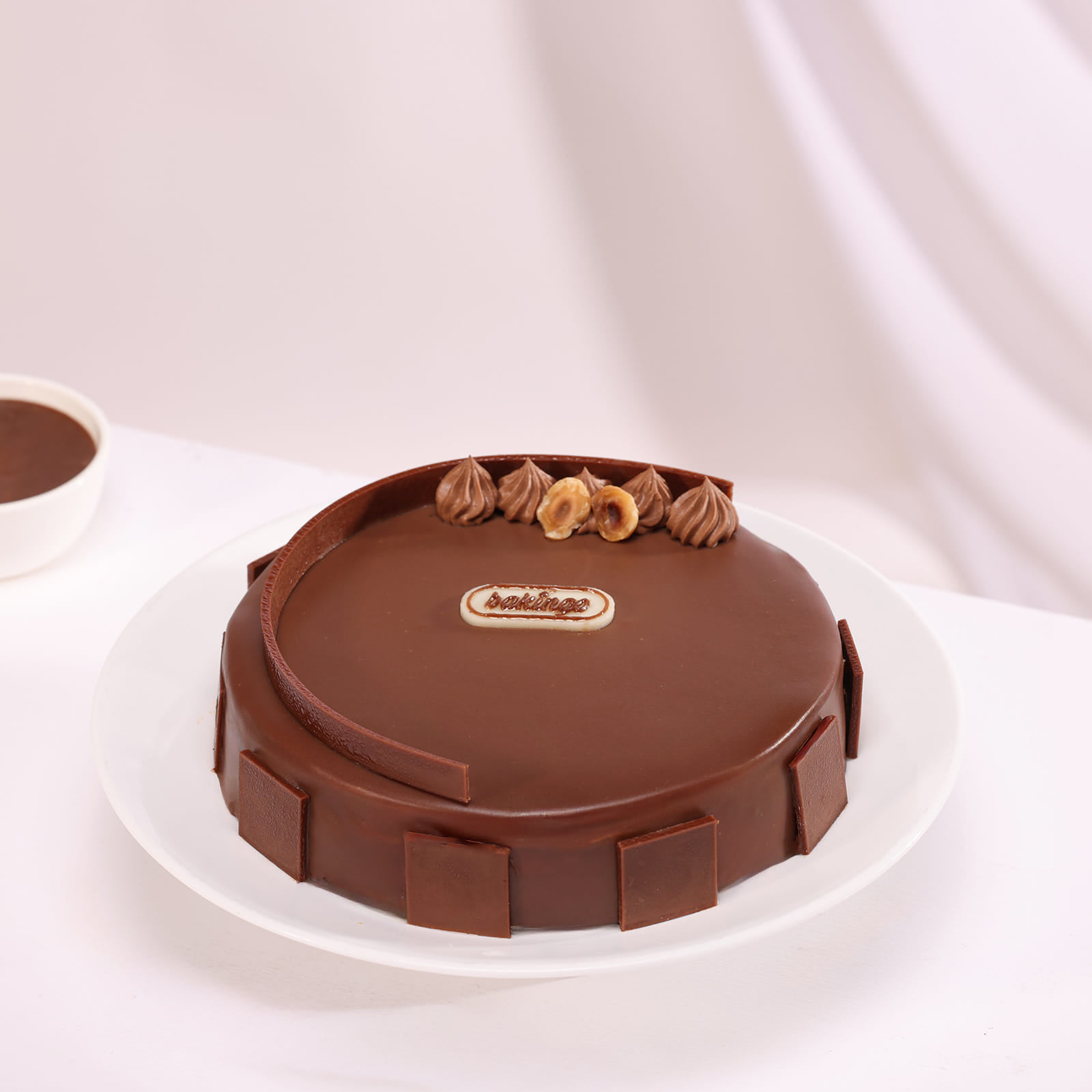 Rose Affair Bouquet N Hazelnut Praline Cake