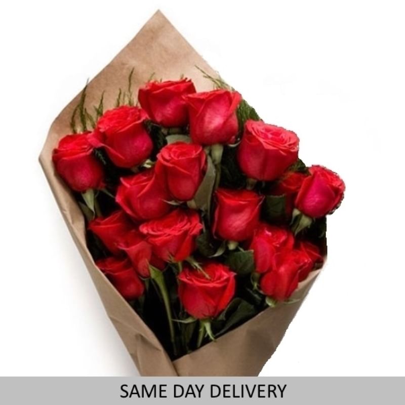 Roselia Dose Bouquet : Send Valentine Gifts to Canada