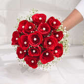 15 Red Roses