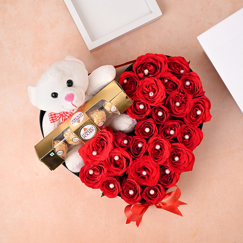 Order Rosia Heart Floral Box for Valentines day