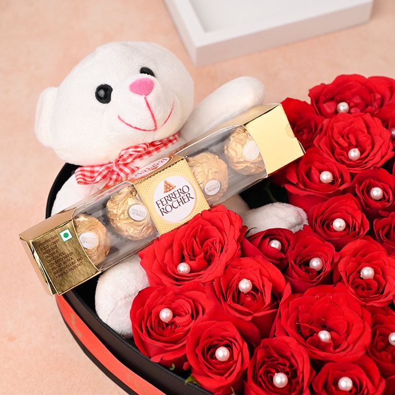 Order Rosia Heart Floral Box for Valentines day