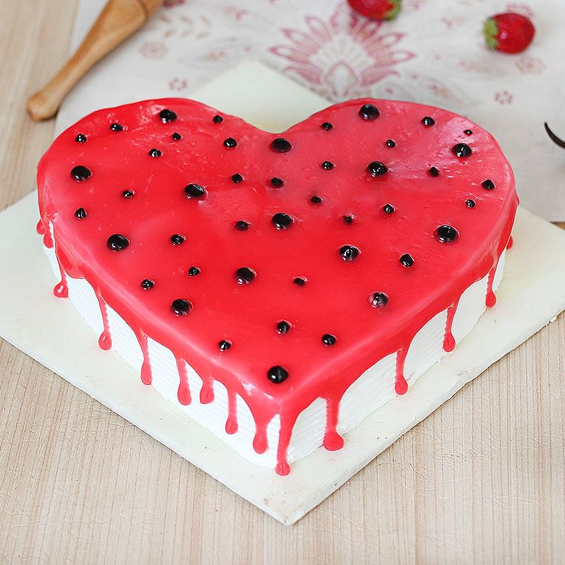Heart Shaped Strawberry Vanilla Cake