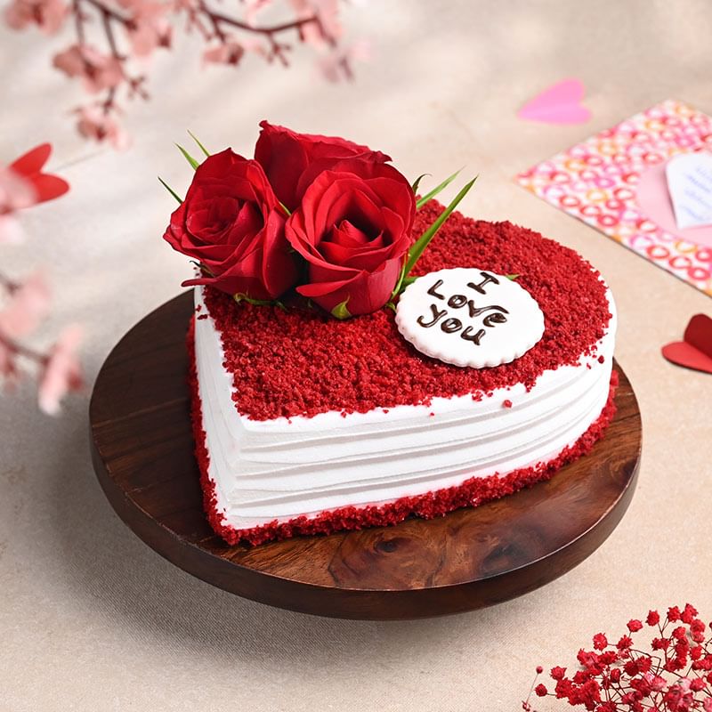 Rosy Kiss Red Velvet Cake