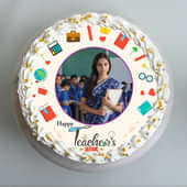 front View of Round Teacher Day Cake