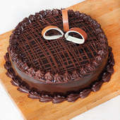 Chocolate Cake - A Gift in Royal Red Love