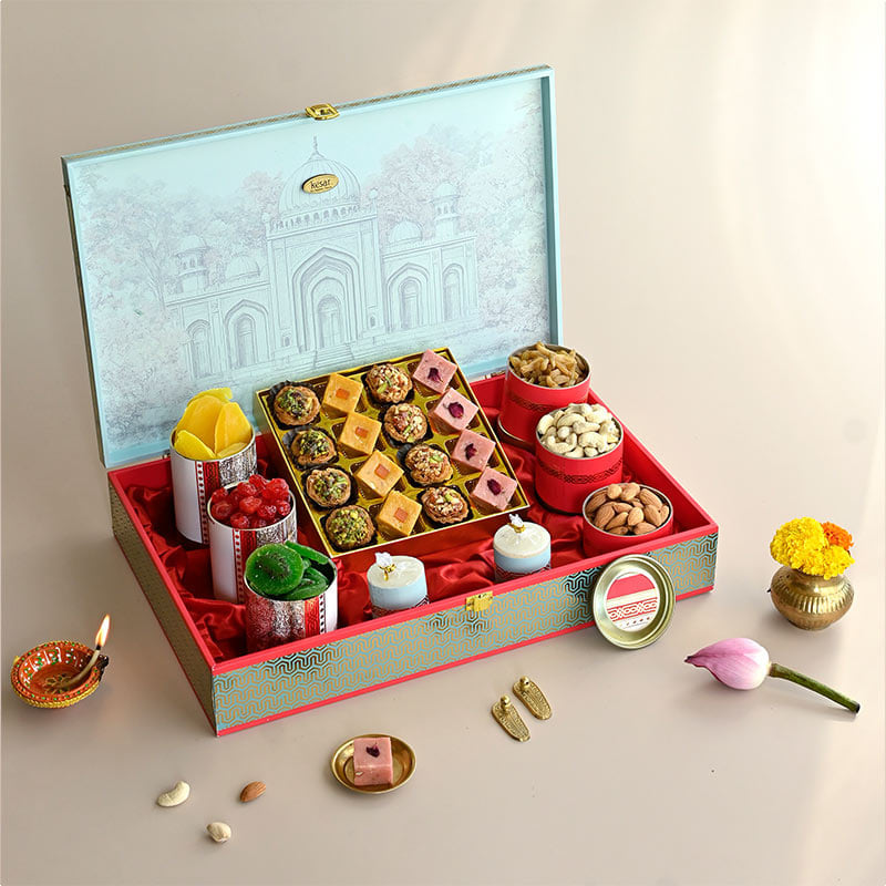 Royal Splendour Treats Hamper