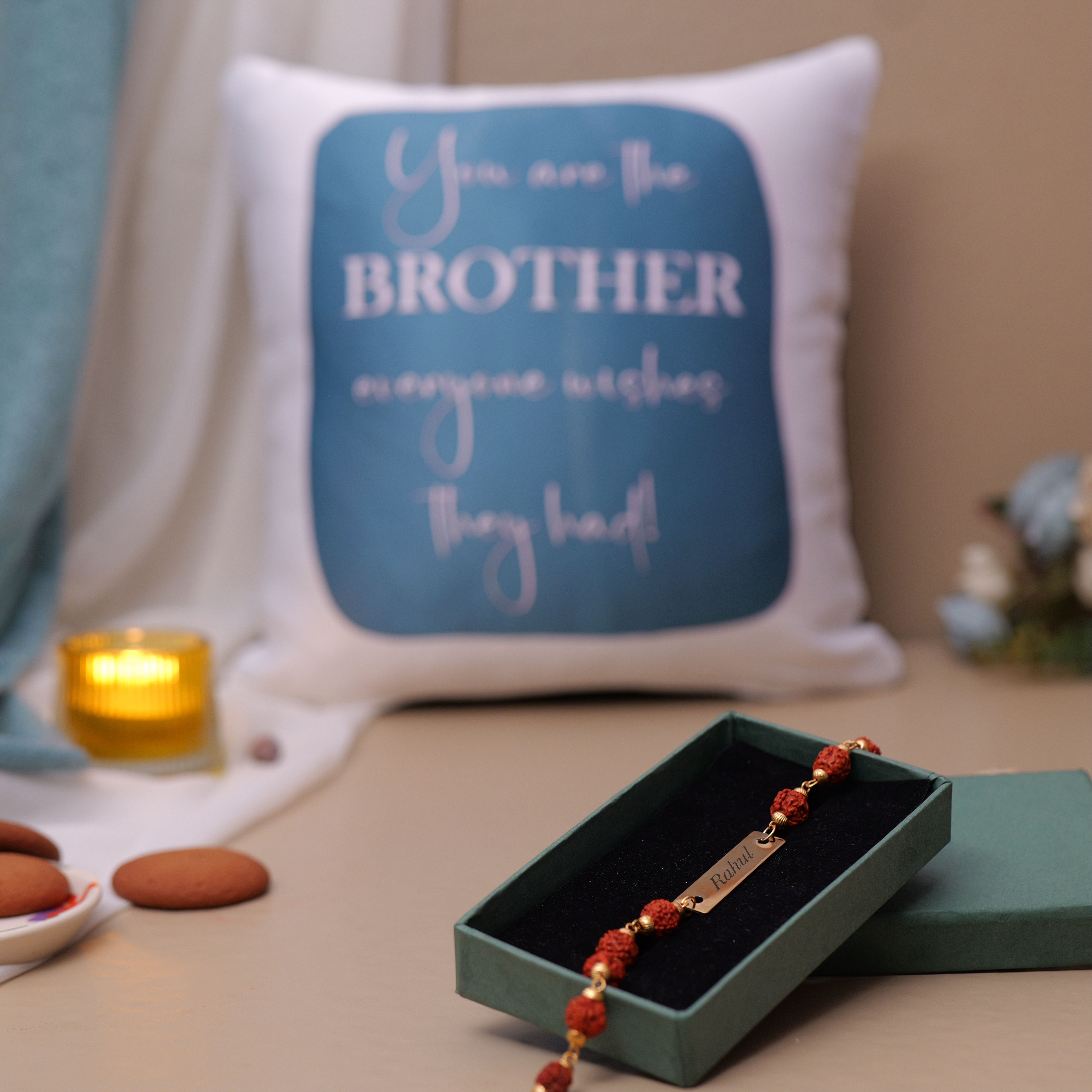 Rudraksh Rakhi With Personalised Wallet N Keychain