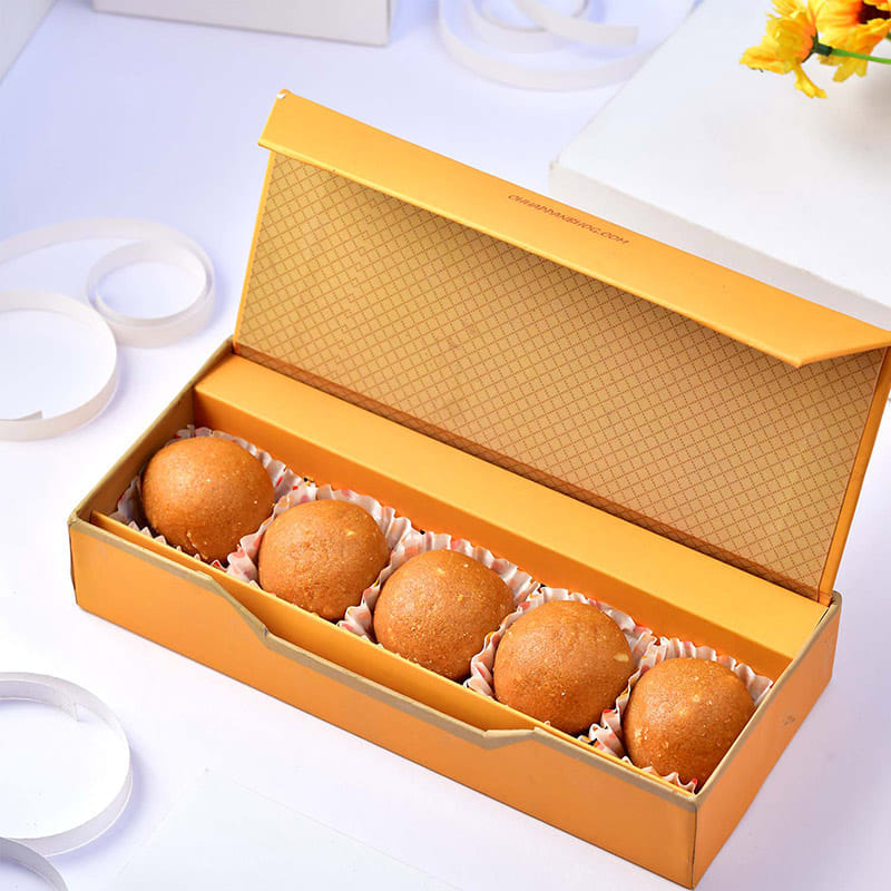 Rudraksha Ganesha Rakhi With Besan Laddoos