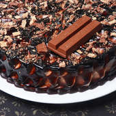 delicious Kitkat Birthday Cake