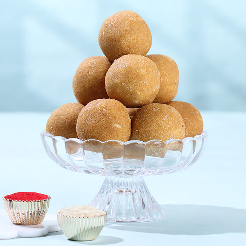 Silver Ganehsa Rakhi With Gourmet Snacks