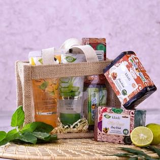 Skin Pampering Gift Hamper