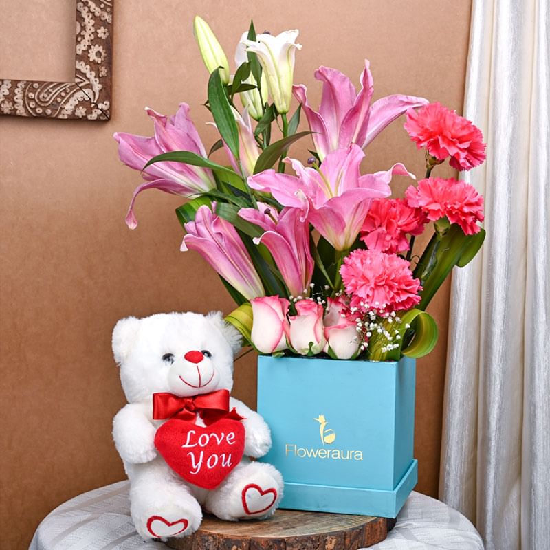 Soft Pretty Hamper