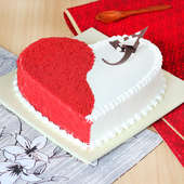 Spellbinding Red Velvet Heart Shaped Cake with Normal View