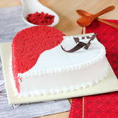Red Velvet Cake with Vanilla Cream - Zoom View