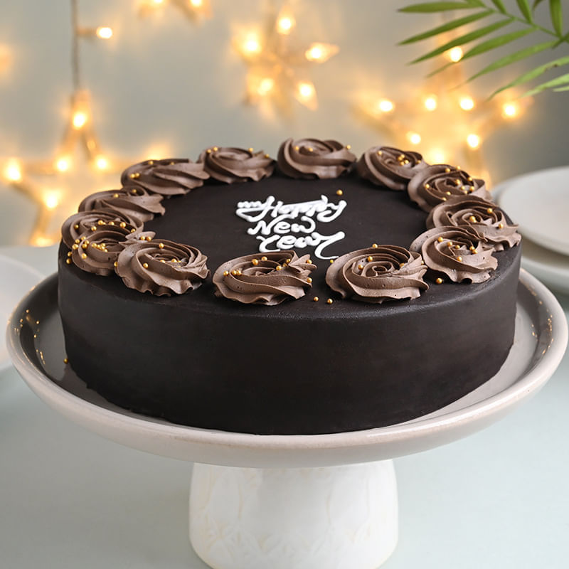 Chocolate Rosette New Year Cake