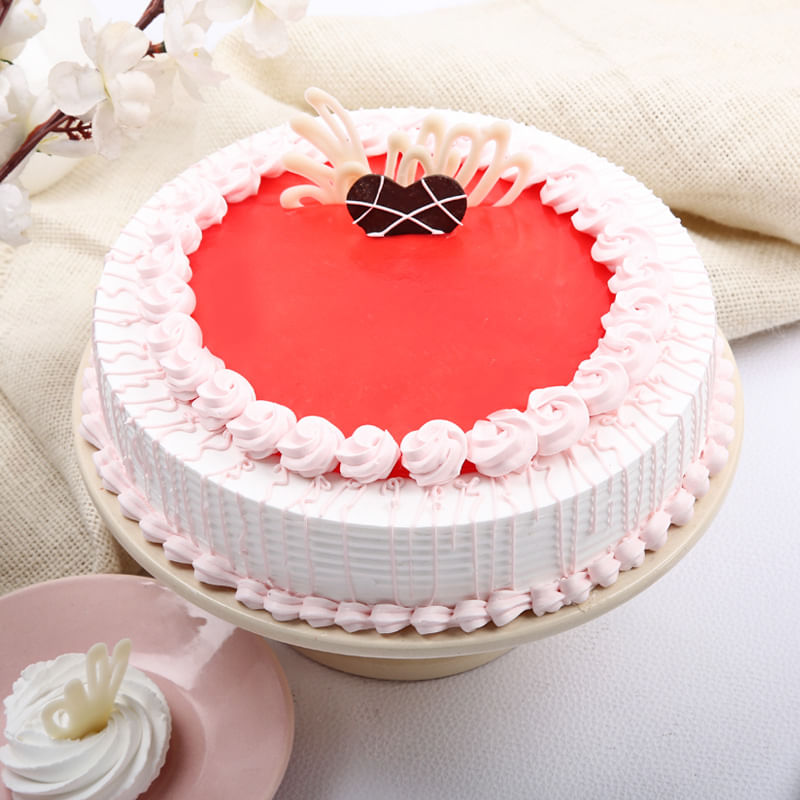 strawberry cake