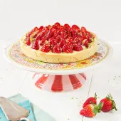 Fresh Strawberry Tart Cake