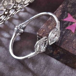 front view of Stunning Ad Stone Bracelet