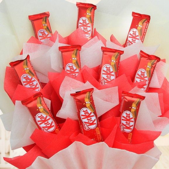 Zoom view of Love Guru Chocolate Bouquet