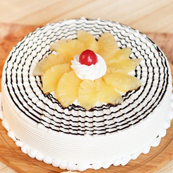 Scrumptious Pineapple Cake