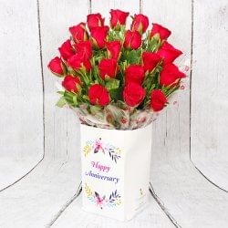 Bunch of 20 Red Roses for Anniversary,Bunch of 20 Red Roses with Zoomed View,Bunch of 20 Red Roses with Front View