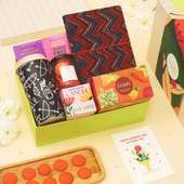 Sugar Free Chocolates With Sipper N Candle Hamper Corp