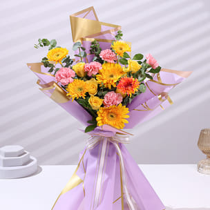 Sunshine N Smiles Flower Bouquet Sunshine N Smiles Flower Bouquet