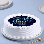 Sweet New Beginnings: Personalised photo new year cake 