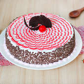 Sweet Symphony - Strawberry Chocolate Cake with Normal View