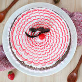 Sweet Symphony - Strawberry Chocolate Cake with Top View