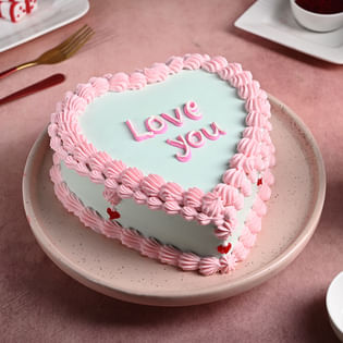 Sweetheart Valentines Cake