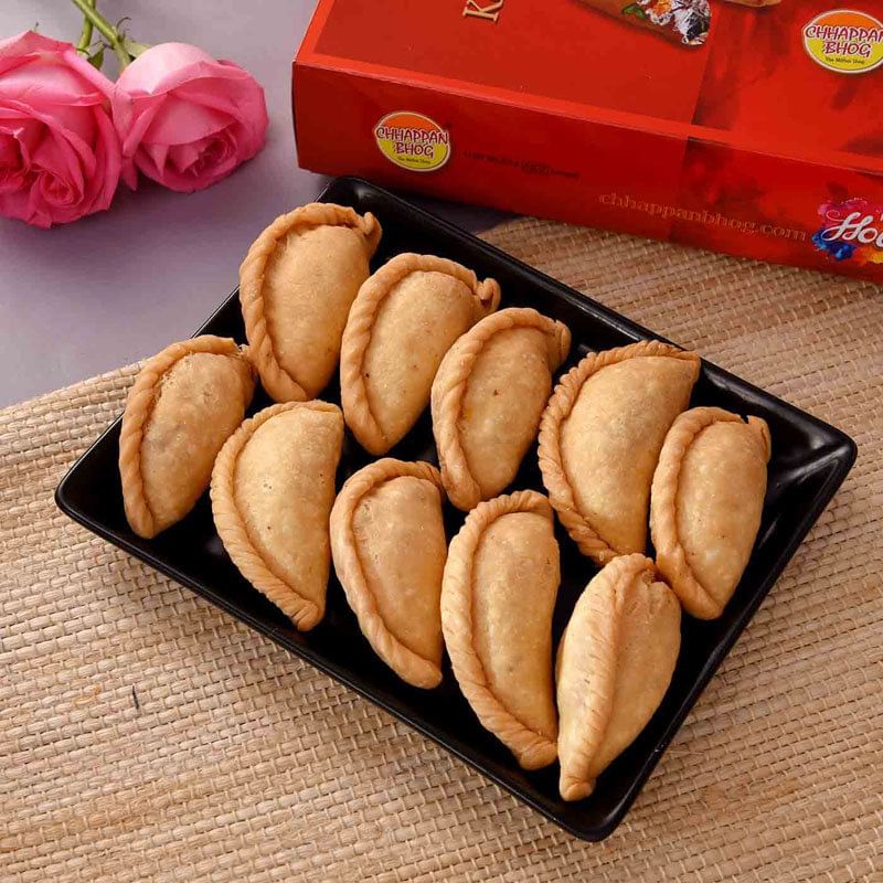 Tempting Dry Gujiya Holi Gift Pack