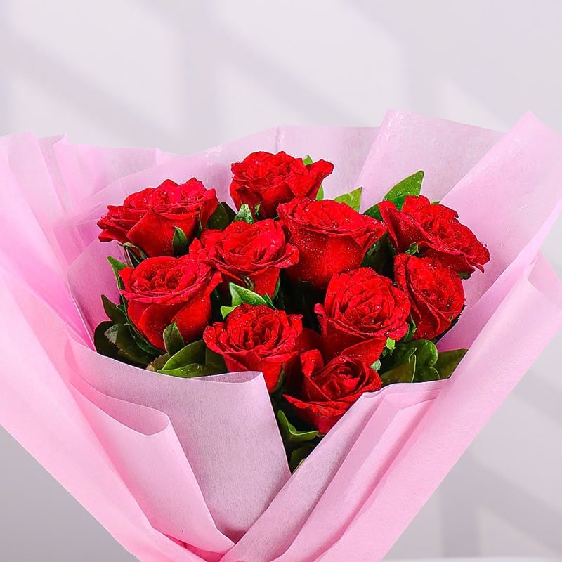 The Karwa Chauth Love Bouquet from FlowerAura