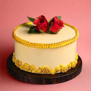 Rose N Gold Floral Cake