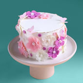 Blooms N Pearls Theme Cake