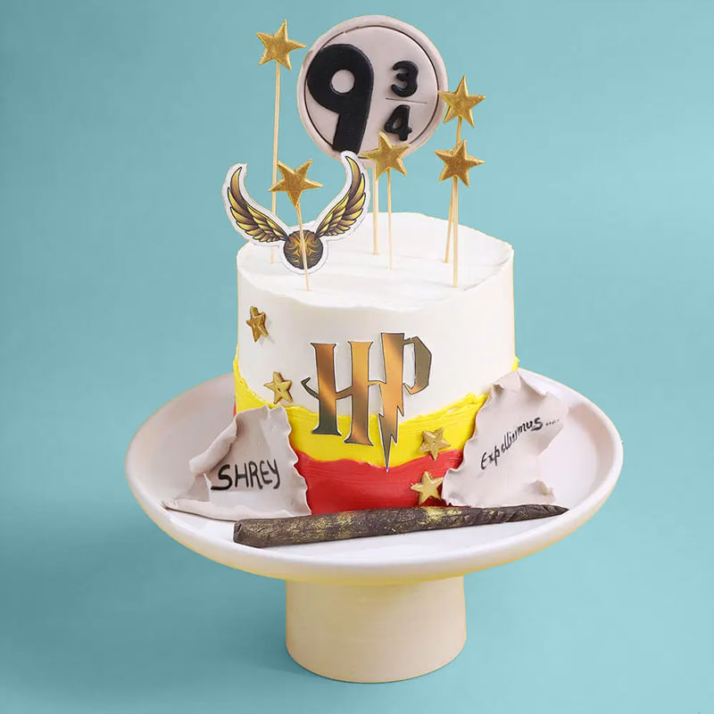 Magical Hogwarts Spell Cake