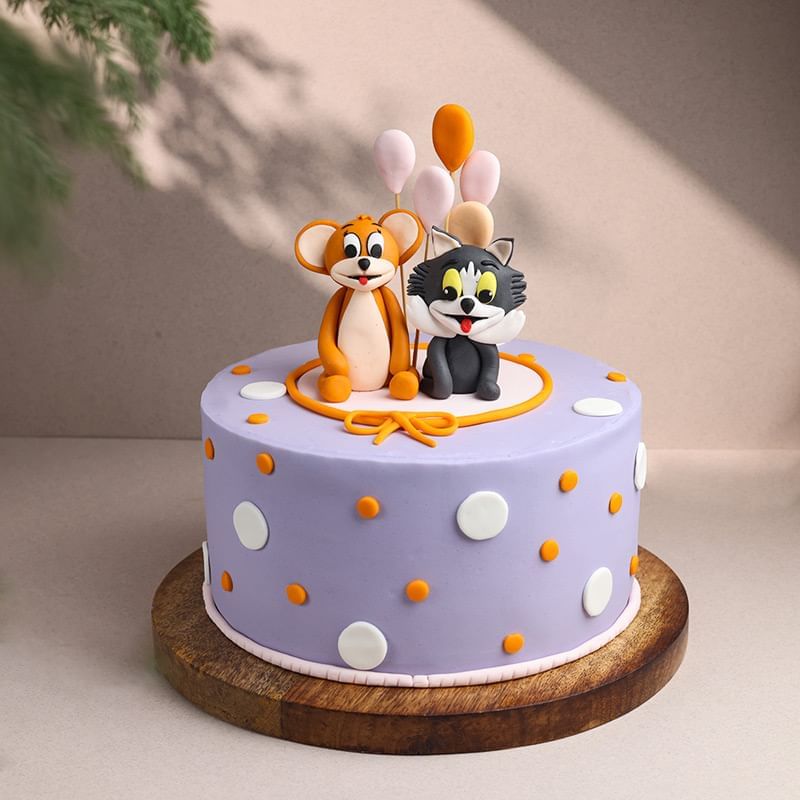 Tom N Jerry Polka Dot Cake