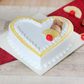 Pineapple Flavored Heart Shaped Cake with Normal View