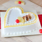 Pineapple Flavored Heart Shaped Cake - Zoom View