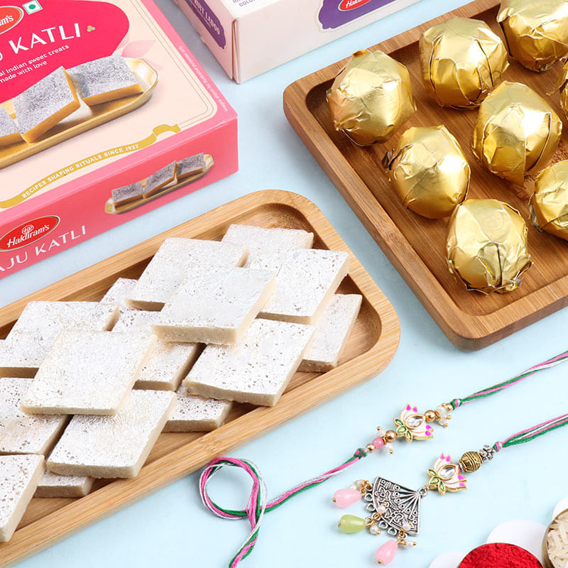 Traditional Lotus Bhaiya Bhabhi Rakhi With Sweets