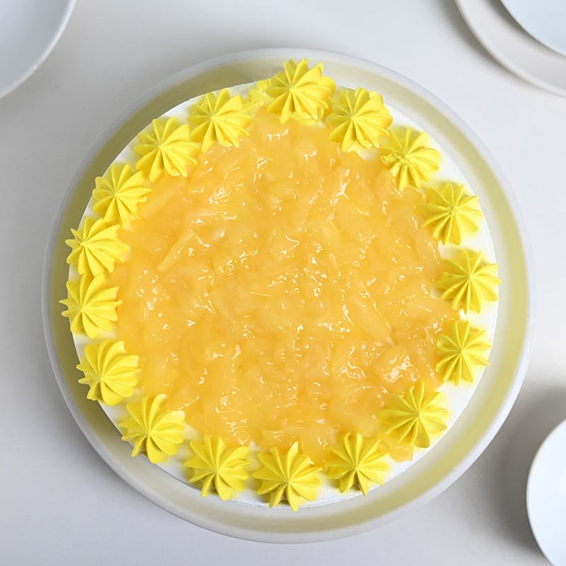 Love You Dad Pineapple Cake - Close View